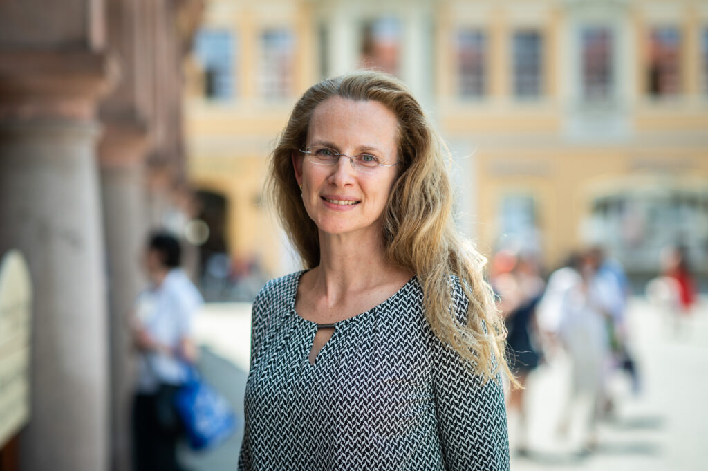 Claudia Nerius, Vorsitzende der Stiftung „Leipzig Hilft Kindern“ hofft auf die Spendenbereitschaft der Menschen in Leipzig. Foto: Christian Modla